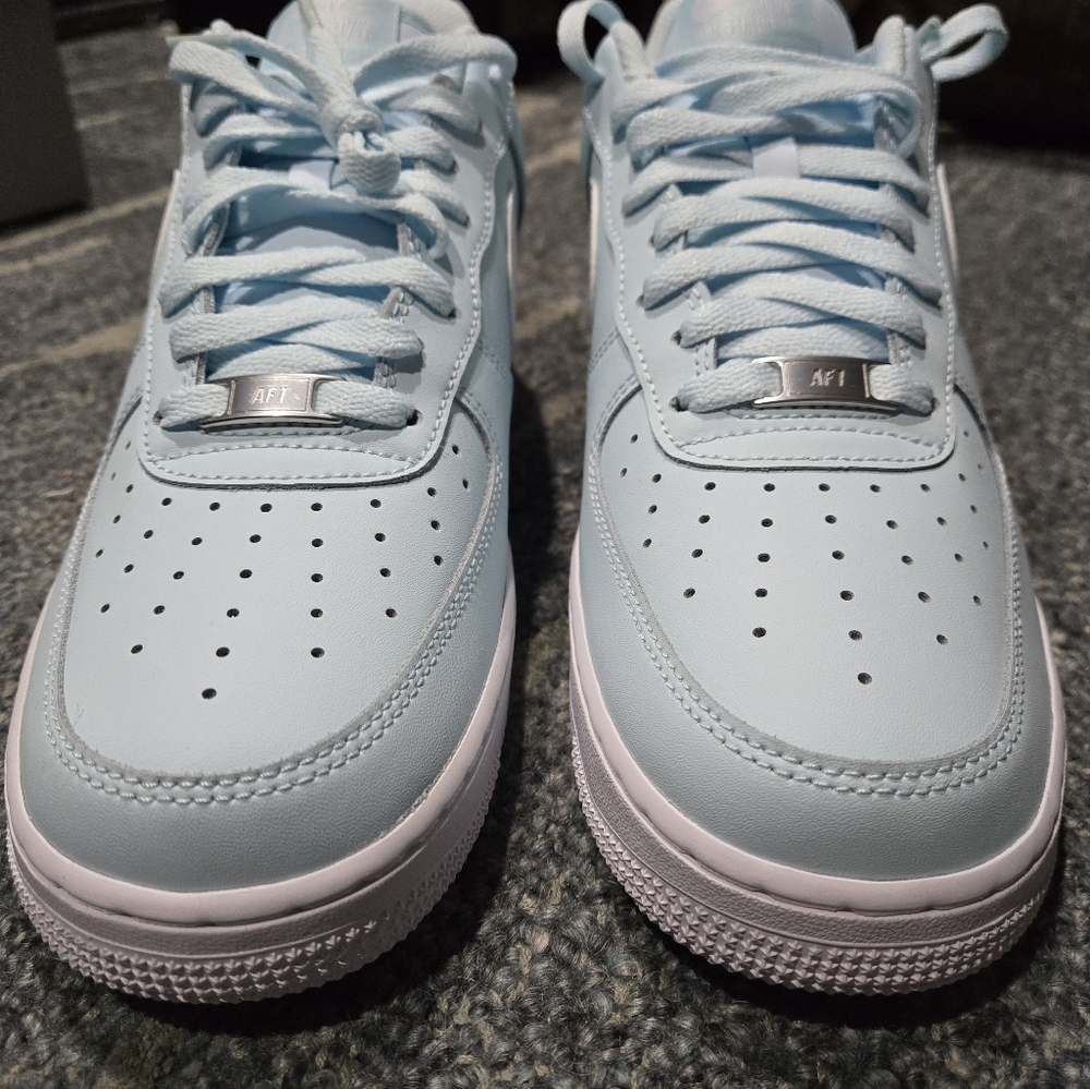 Men's Nike AIr Force 1 '07 Glacier Blue/ White - SIZE 10.5 - NEW - FJ4146-400